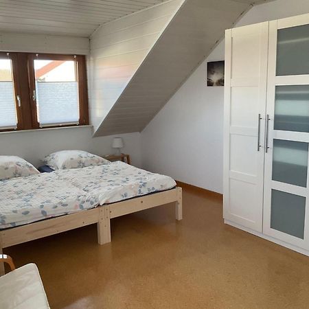 Ferienwohnung-Loesch ノイエンビュルク・アム・ライン エクステリア 写真