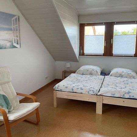 Ferienwohnung-Loesch ノイエンビュルク・アム・ライン エクステリア 写真